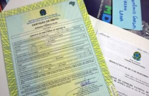 Famílias de vítimas de ditadura recebem um atestado de óbito corrigido