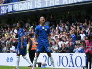 João Pedro Marks e Stephen saem para ficar em Vitória do Chelsea
