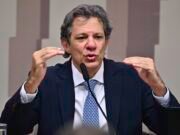 Haddad critica os EUA e propõe a isenção de ir a brasileiros com até US $ 5.000 mensais