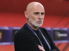 Por que ele está feliz na China, apesar do interesse europeu, depois de ganhar mais um troféu