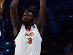 Houston contrata Arafan Diane, o segundo candidato central na classe de 26