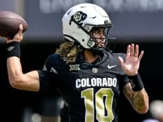Colorado QB Julian Lewis vai sentar contra Kansas St., preservar redshirt