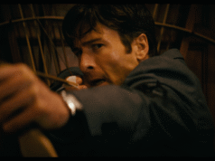 Glen Powell mata sua família no trailer de ‘How to Make a Killing’