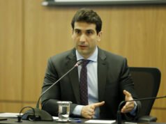 Galípolo sobre Carbono Oculto: não é papel do BC arrombar portas com metralhadora na mão