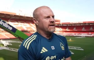 Um dia na vida de um técnico da Premier League