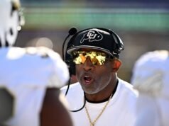 Deion Sanders confiante no futuro do futebol do Colorado Buffaloes