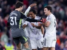 Senne Lammens diz a Ben Foster que o Man Utd tem uma ‘resposta fácil’ para o líder do vestiário: ‘Eu digo a ele todos os dias…’