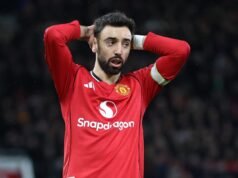 Eu vi um jogador do Man Utd envergonhar Bruno Fernandes durante e após a derrota por 1-0