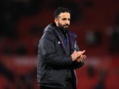 A reação surpresa de Ruben Amorim ao cartão vermelho do Everton envia um aviso claro às estrelas do Man Utd