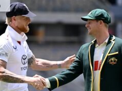 A Inglaterra tem um plano. A Austrália está inventando isso à medida que avança. Este poderia ser um Ashes para lembrar