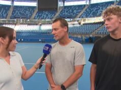 Hewitt faz parceria com o filho, Cruz, em troca