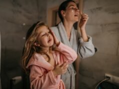 Produtos para a pele que você nunca deve comprar para seus filhos, segundo especialistas