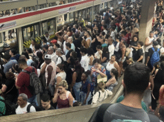 Linha 11-Coral opera com atraso pelo segundo dia após pane elétrica