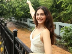 `Eu choro uma vez por semana`: Aneet Padda admite sentir-se `muito` após o sucesso de Saiyaara