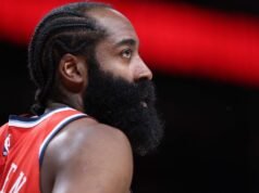 James Harden e Kawhi Leonard chocados com a saída de Chris Paul do Clippers