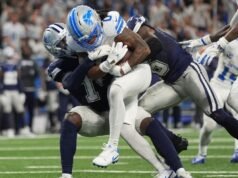 Os três TDs de Jahmyr Gibbs dominam os Leões sobre os Cowboys