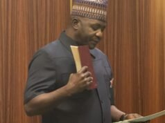 General Christopher Musa empossado como Ministro da Defesa da Nigéria