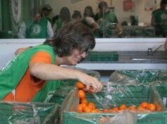 O Banco de Alimentos de Buenos Aires procura voluntários para ajudar 360 mil crianças e adolescentes