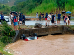 Três pessoas da mesma família morrem após carro ser arrastado por enchentes em Palhoça (SC)
