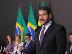 Messias janta com ministros do STF e senadores evangélicos para reforçar campanha