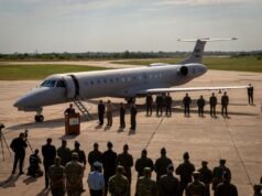 Luis Petri em dúvidas sobre compra de aeronaves da Embraer