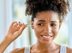 3 alternativas mais seguras aos cotonetes para limpar os ouvidos