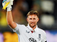 Cinzas: Zak Crawley e Mitchell Starc saudam a primeira tonelada de teste de Joe Root em Oz